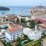 Grace Pensjonat 4*