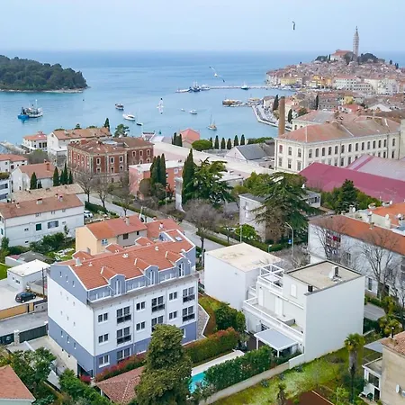 Grace Πανσιόν 4*